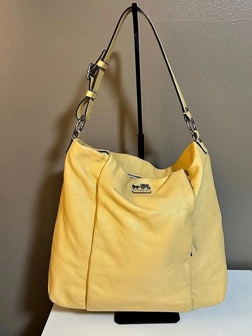 Coach Yellow Soft leather Hobo Tote Shoulder bag Purse EUC 21224